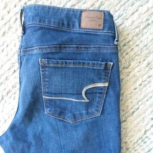 Women's American Eagle skinny jeans size 10